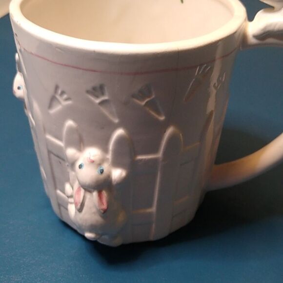 Vintage Twain LTD Rabbits on Fence White Ceramic Bunny Mug - Picture 4 of 9